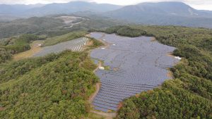 太陽光発電所ドローン点検